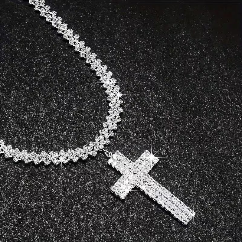 Collana multistrato con strass