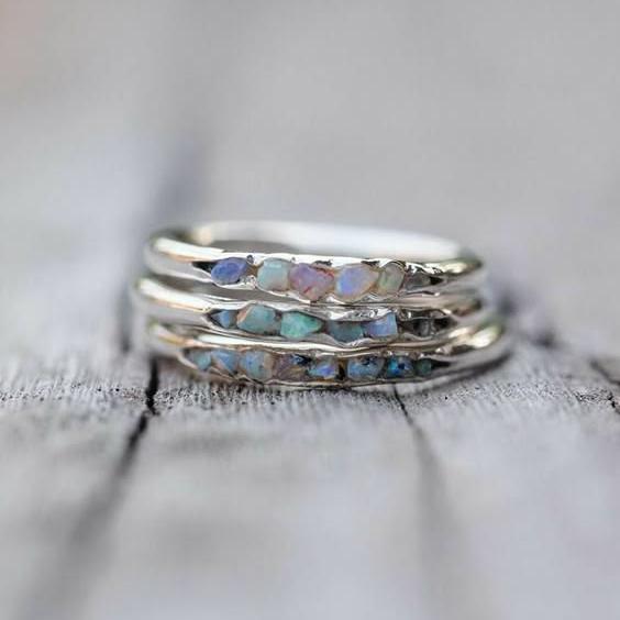 Anello d'Argento con Strati di Pietre Blu Vintage