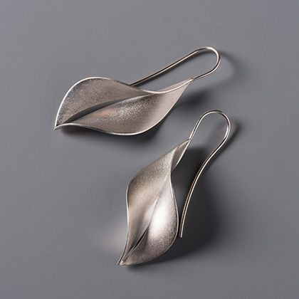 Orecchini vintage foglia argento pulito