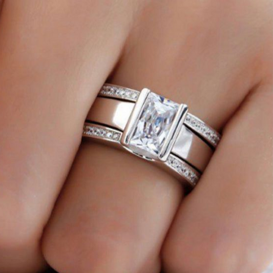 Anello Vintage con Vetro Incastonato