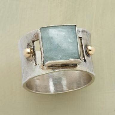 Anello con Pietra di Luna Quadrata Verde Vintage