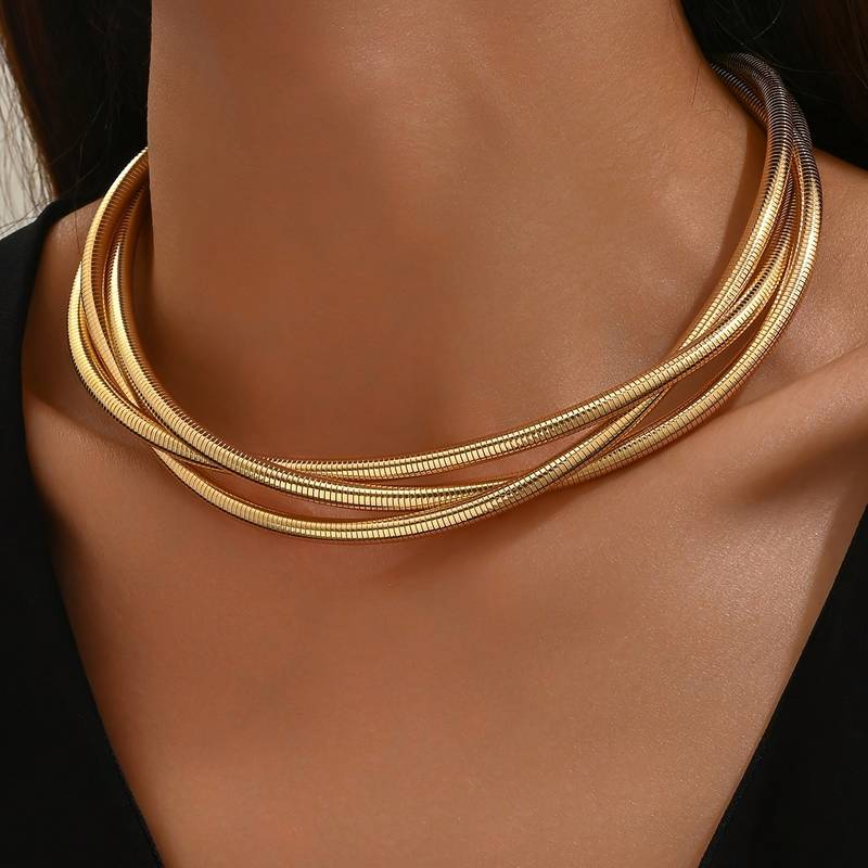Collana Lussuosa a Strati con Catena Dorata