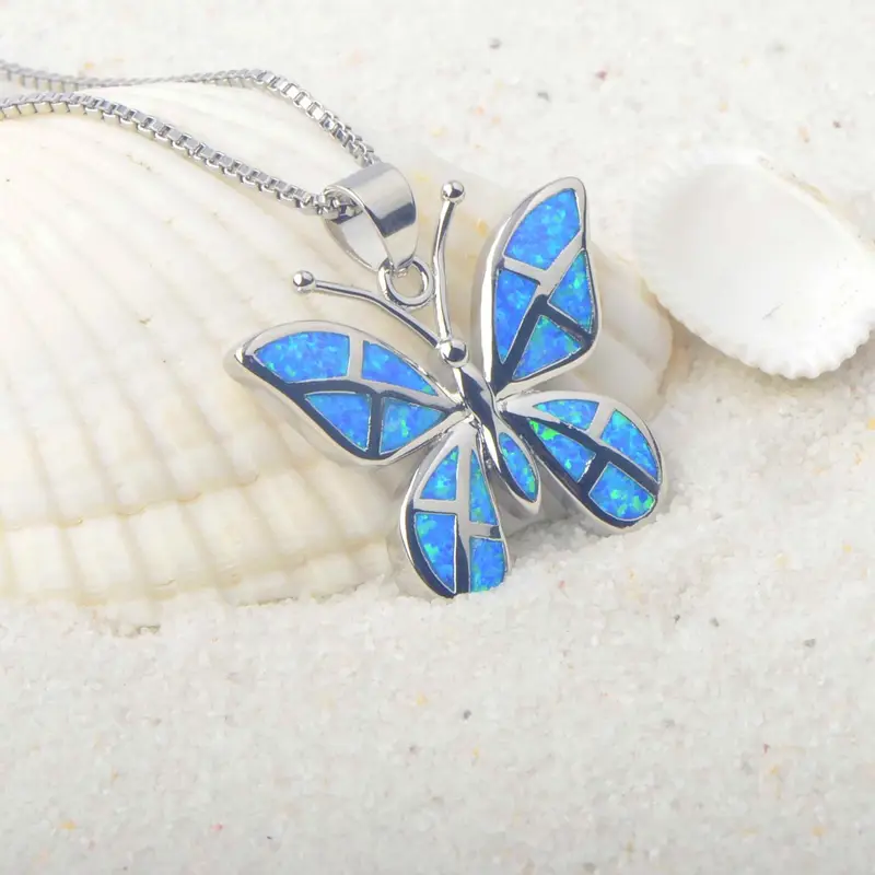 Collana farfalla opale