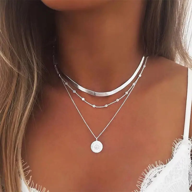 Collana Lussuosa a Strati in Argento