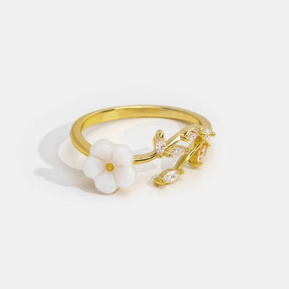 Anello fiore bianco