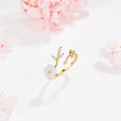 Anello fiore bianco